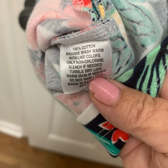 Kim Rogers, Floral, bright colored top. Size 1X, NWOT - Picture 5 of 5